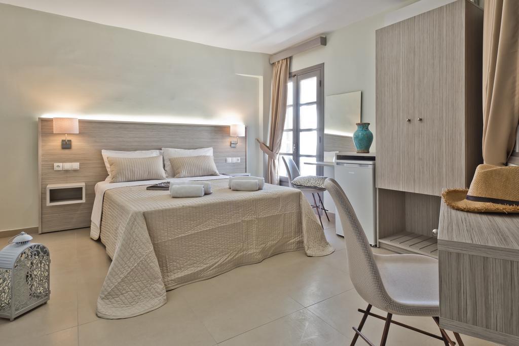 Nereus Luxurious Suites Kárpatos Exterior foto