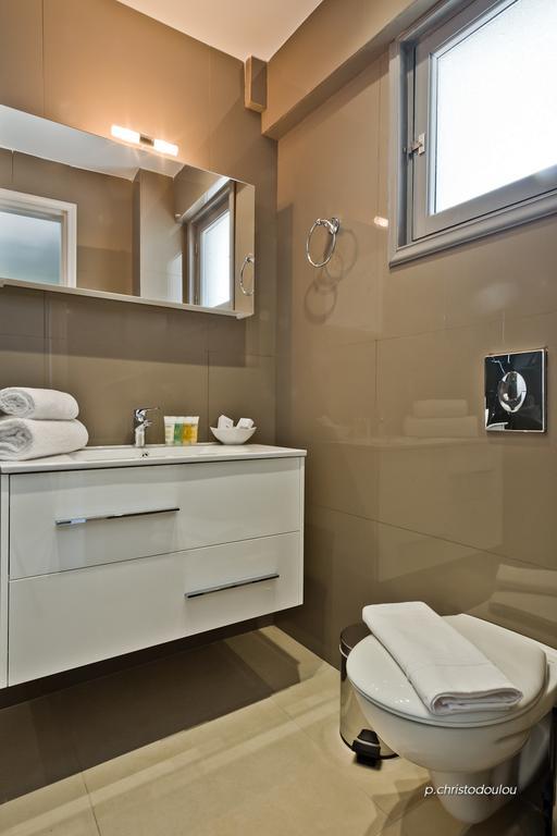 Nereus Luxurious Suites Kárpatos Exterior foto